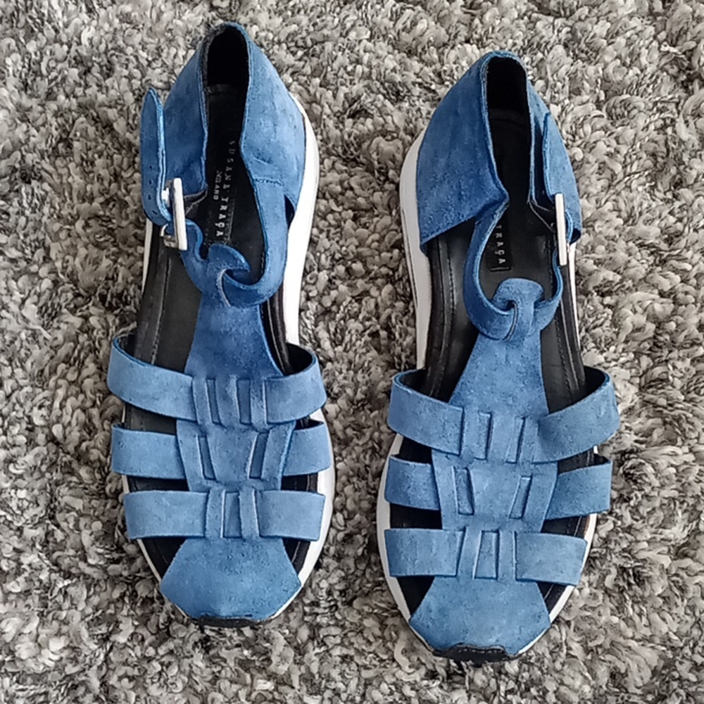Susana Traça Sandal for Women in Blue, size 39